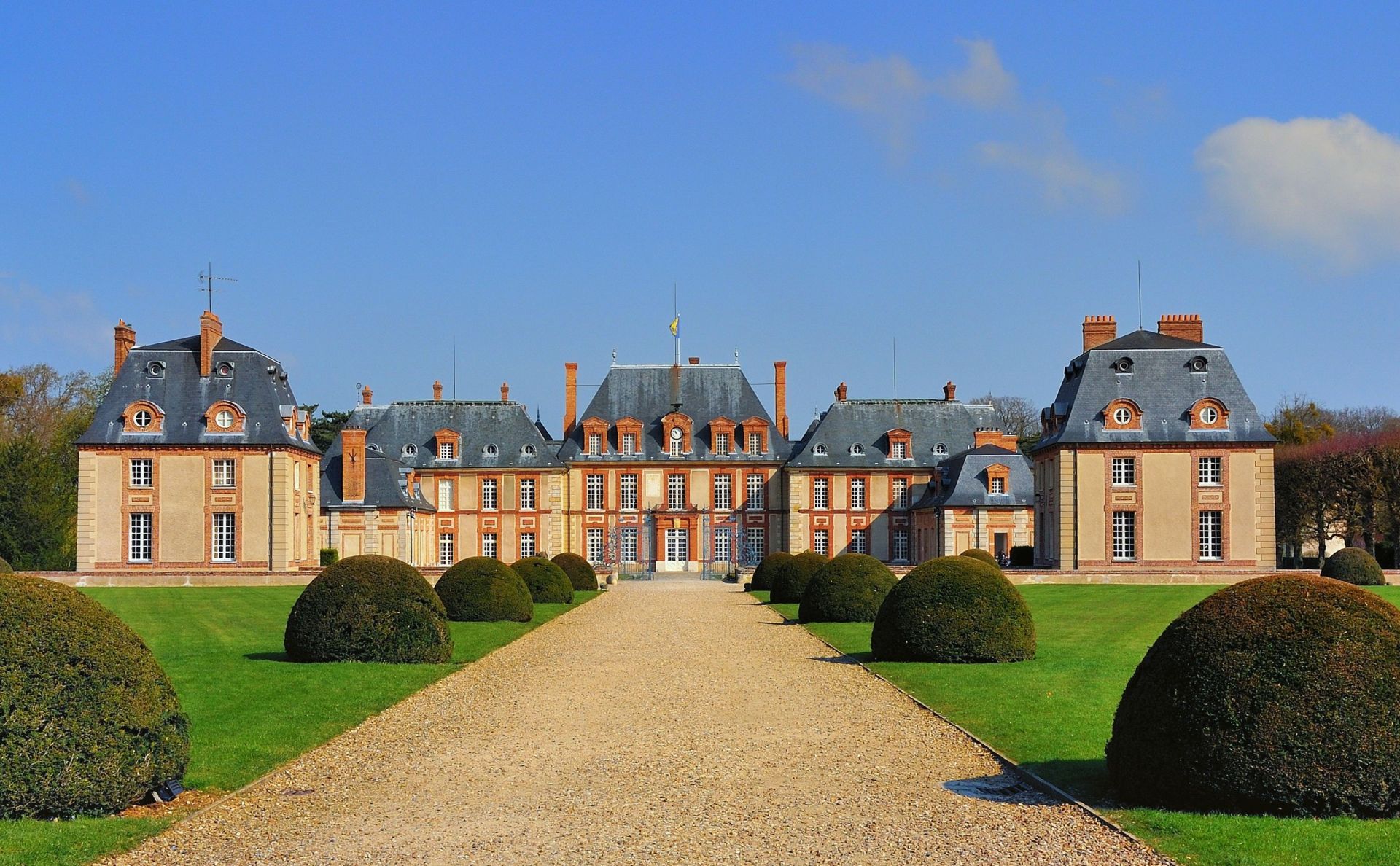 Château de Breteuil (Yvelines 78)                                         A louer events – A visiter